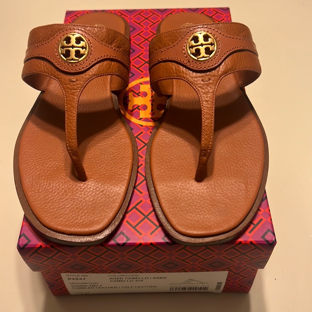 ⚡️SALE⚡️ Tory Burch Aged Camello (Tan) Thong Welt Tumbled Leather Sandals